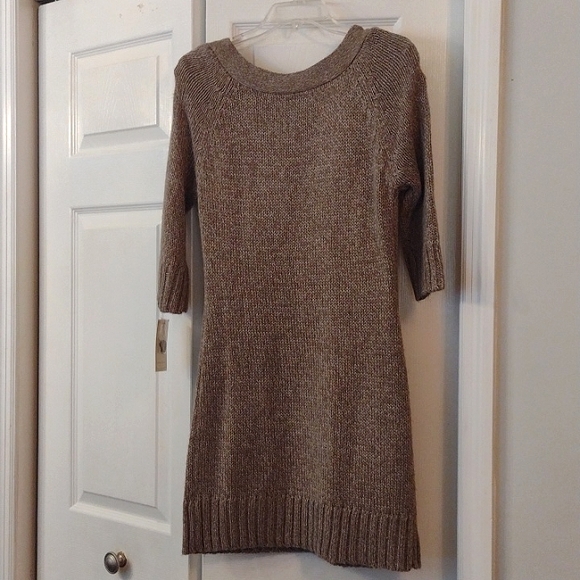 🌸NWT Pink Rose Taupe Sweater Dress with Pockets & Button Detail - Picture 6 of 6